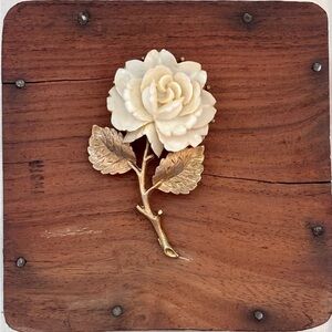 Elegant Cream Rose Brooch with Gold Leaves